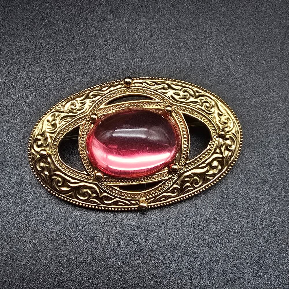 1928 Brand Pink Rhinestone Brooch Gold Tone Oval Vintage Costume Jewelry